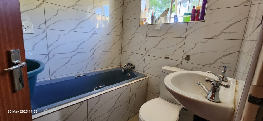 To Let 1 Bedroom Property for Rent in Oos Einde North West